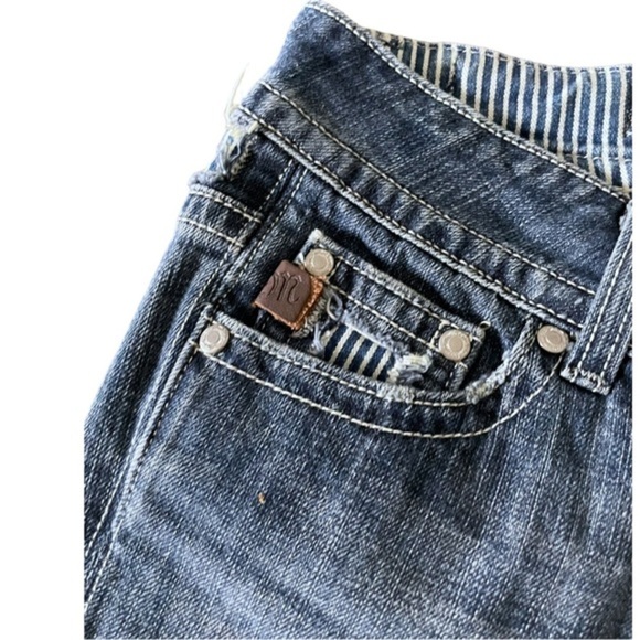 Miss Me Blue Seville Fringe Bermuda Stripe Detail Denim Jean‎ Shorts Size 26 - Picture 3 of 9